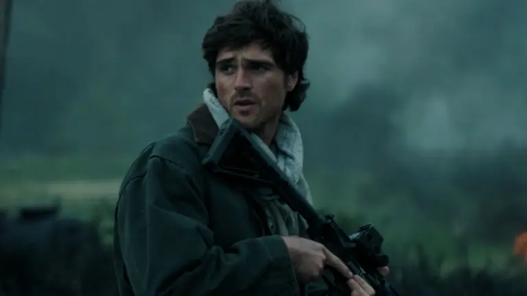 ‘The Dog Stars’ Review – Another Messy and Uneven Attempt from Ridley Scott’s Late Career Jacob Elordi stars as the civilian pilot survivor Hig in Ridley Scott's post-apocalyptic blockbuster THE DOG STARS.